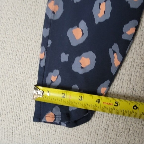 Wonderly Studio Athletic Blue Leopard Print Bundle Long Tank Top and Leggings - Picture 10 of 11